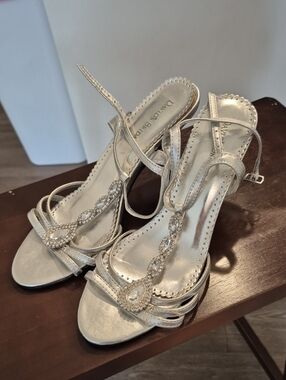 David's Bridal Silver Heels Size 8.5